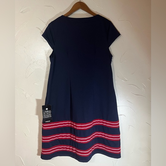 NWT Avenue Navy Shift Dress Red White Sailor Striped Plus Size 18/20 - Picture 2 of 8